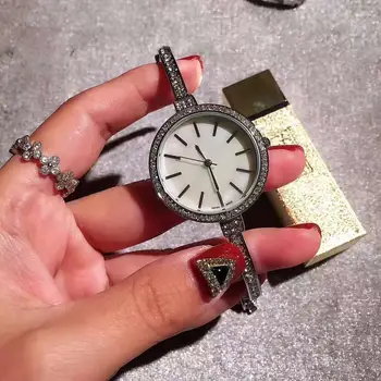Klasikinis Ponios Mados Kvarciniai Laikrodžiai Ultra-Fine Diržas Deimantų aaa Žiūrėti Moterų Prabangūs Laikrodžiai Krištolo Veidrodį Kilnus
