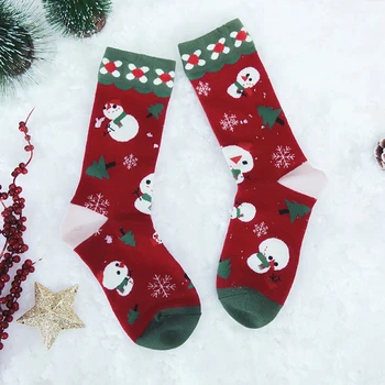 Pora kojinių Kalėdų dovanos 2021New metų Kalėdų eglutė Kalėdų Senelis Žmogus Moterų kojinės nustatyti 5 poros Animacinių filmų kojinės Medvilnė, Dovanų dėžutėje