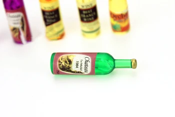 6Pcs 1/12 Miniatiūriniai Lėlių Priedai Mini Dervos Vyno Butelis Imitavimo Modelis Baldai Žaislai Doll House Dekoro