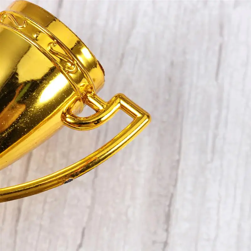 10vnt Aukso Mini Sudarymo Trofėjus Plastiko Apdovanoti Prizais Dekoro Darželio Vaikai Dovanų Apdovanojimai Trofėjus Su Juoda Bazė Konkurencijos Žaidimas