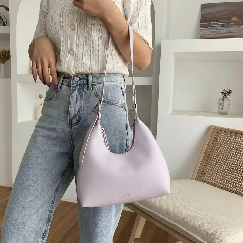 Korėjos mados atsitiktinis vieno peties pažastų krepšys moterims maišelį 2020 m. vasarą, naujos tekstūros užsienio nišą pusmėnulio vientisos spalvos krepšys