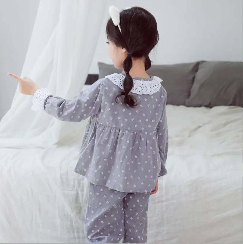Pavasarį, rudenį naujų ilgomis rankovėmis medvilnės spausdinti kūdikių pižama mergaitėms nėrinių kratinys princesė viršūnes + kelnes 2vnt rinkiniai vaikams tinka 1047