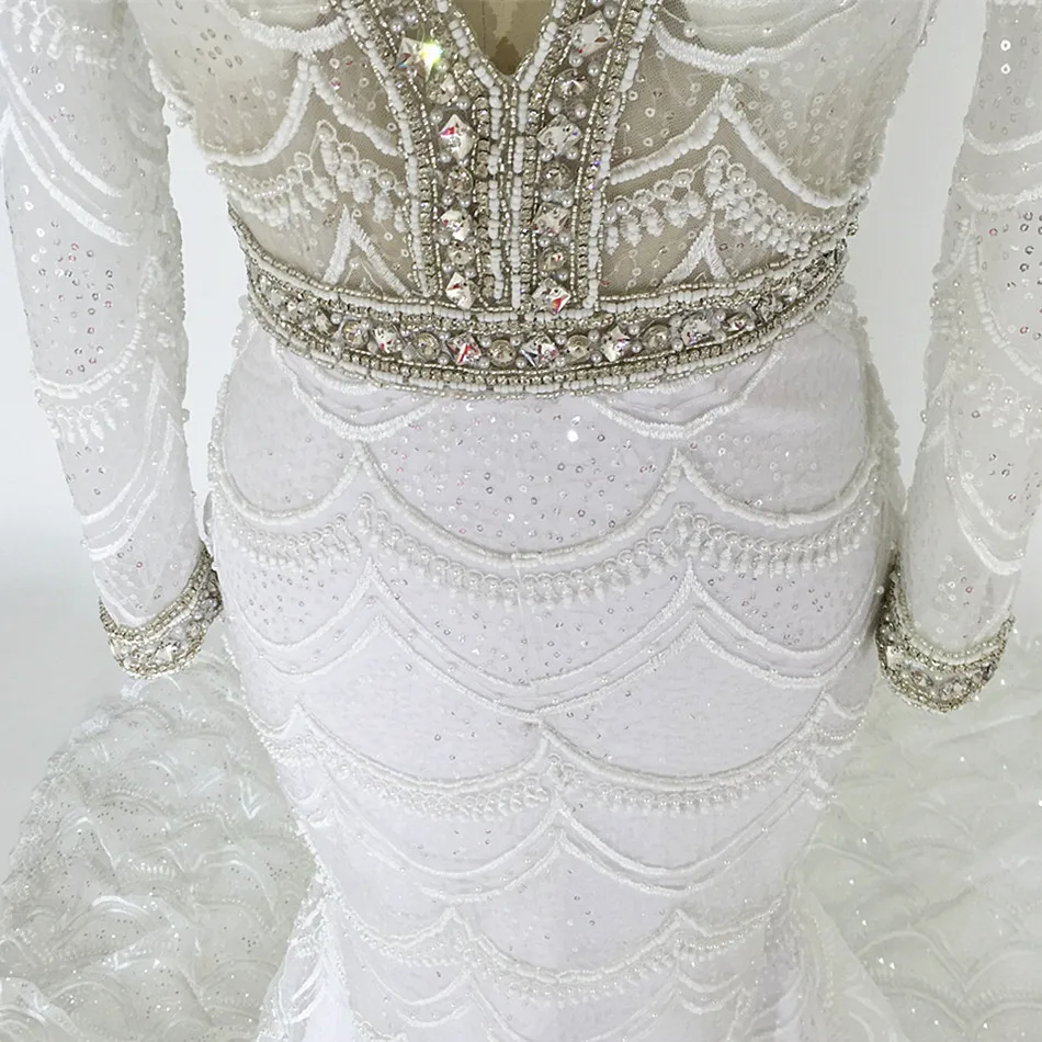 Undinė Nėrinių Vestuvių Suknelės ilgomis Rankovėmis 2020 vestido de noiva Užsakymą Siuvinėjimo Prabangūs Krištolo Baltos Vestuvinės Suknelės V-Kaklo